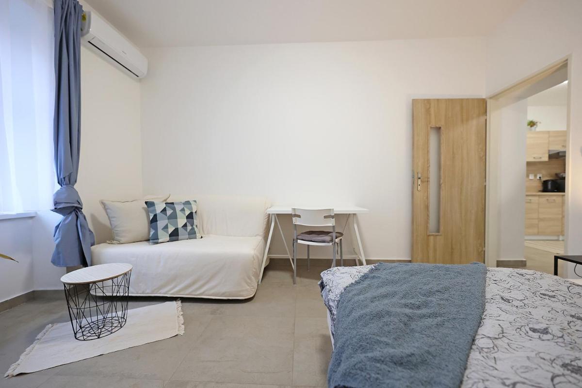 Fara No71 Apart 3 Libice nad Cidlinou Экстерьер фото